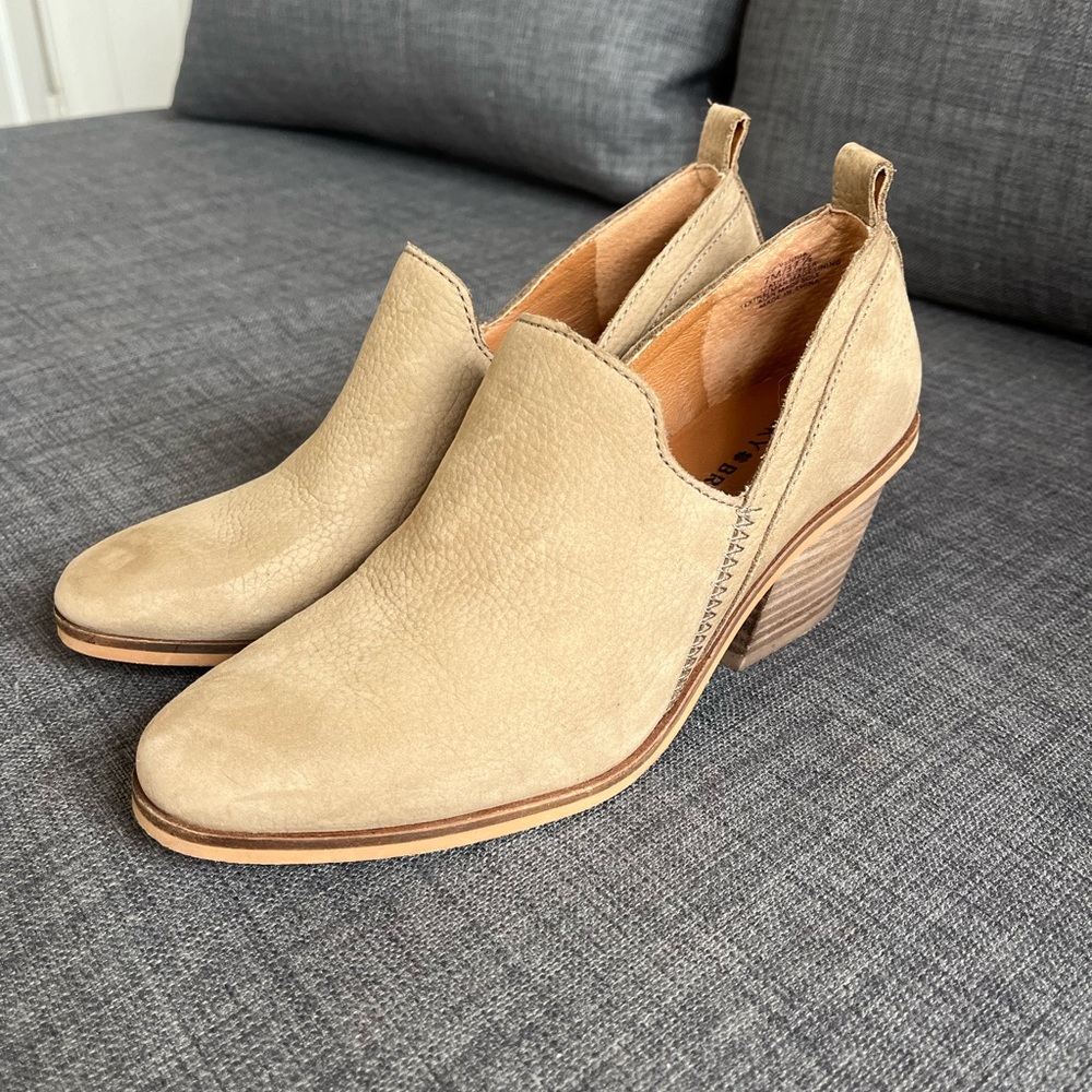 Lucky Brand Vennia Tan Heeled Boots with Western Flair | Suede Ankle Boot